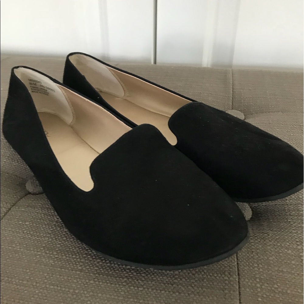 Suede smoking loafer